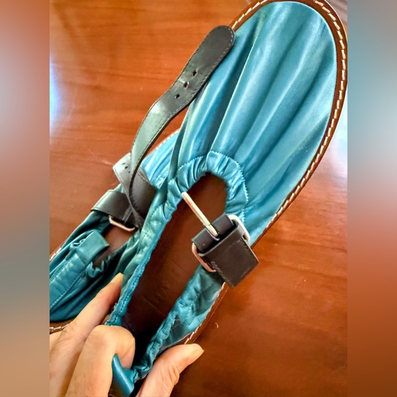 Vero Cuoio Teal Sandals with Black Strap - Picture 4 of 6